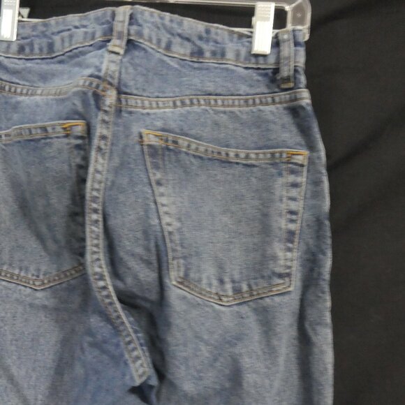 TOPSHOP - MOTO - Made For Mom | W 25 to fit L 32 | Faded Blue Denim - Picture 12 of 16